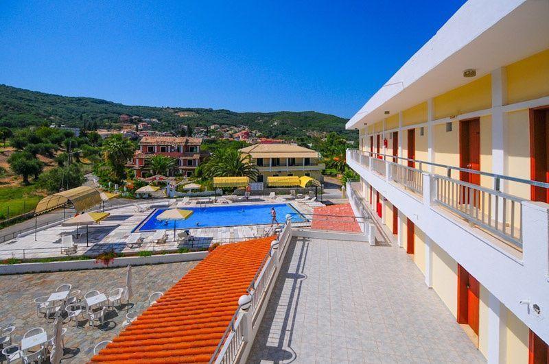Hotel Prassino Nissi Moraitika Extérieur photo